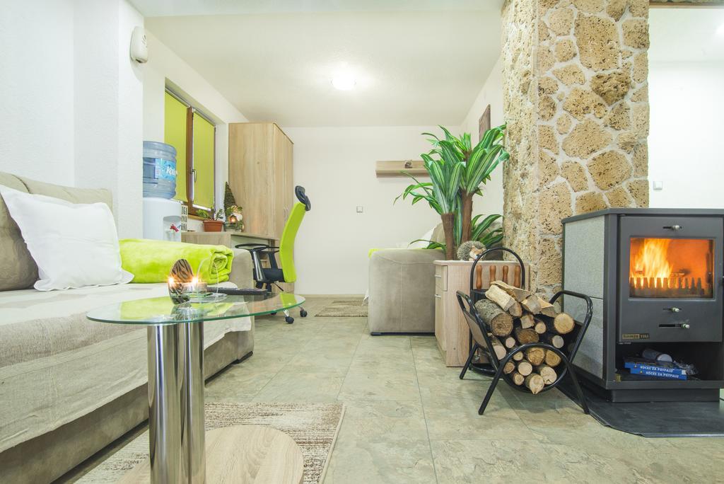 Moonriver Apartment Veljun Kültér fotó