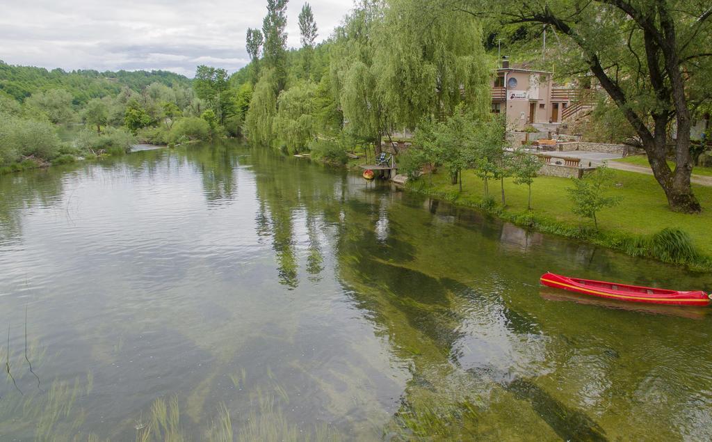 Moonriver Apartment Veljun Kültér fotó
