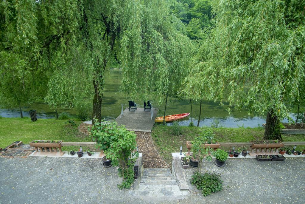 Moonriver Apartment Veljun Kültér fotó