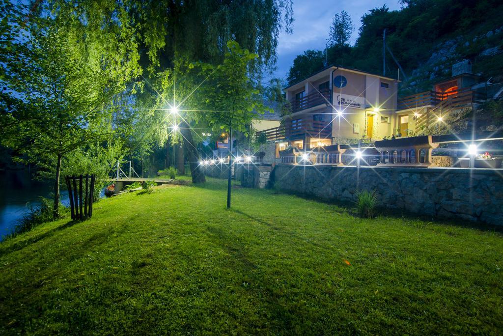 Moonriver Apartment Veljun Kültér fotó